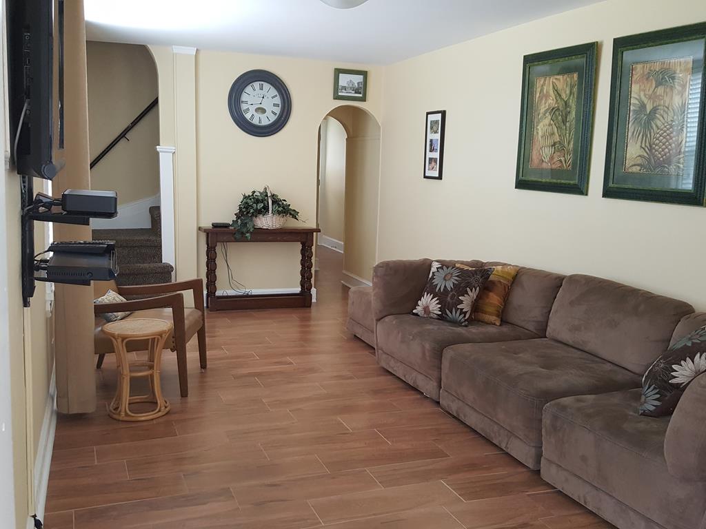 209 EAST GARFIELD AVENUE MAIN HOUSE WILDWOOD RENTALS OFFERED BY